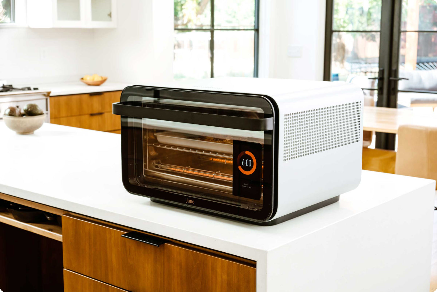 June Oven Review: Can This Device Really Replace Home Cooks? - Bloomberg